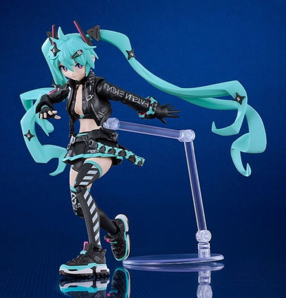 PLAMATEA Chracter Vocal Series 01: Hatsune Miku (Chuocho Tactical Craft Ver.) Model Kit - VOCALOID