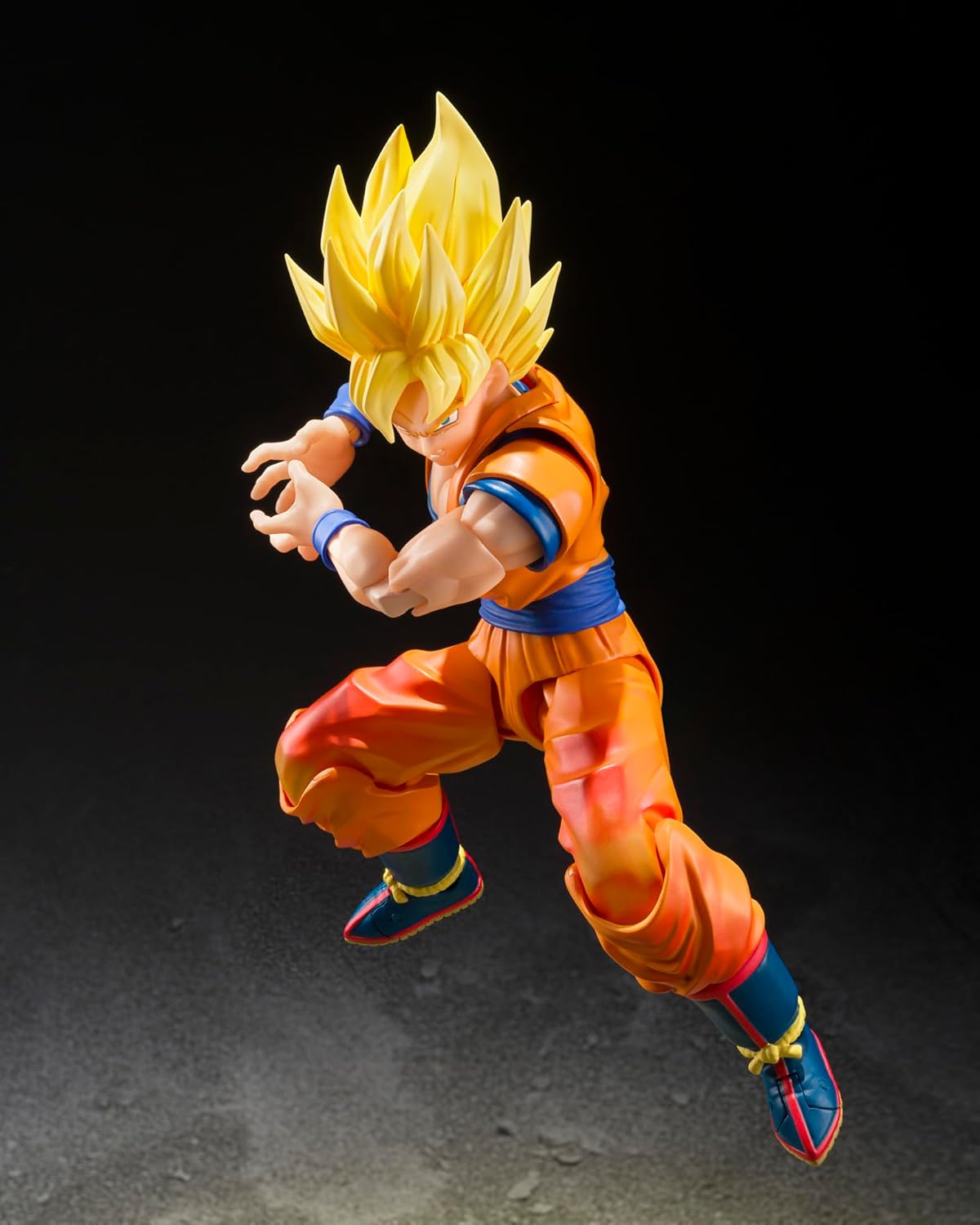 S.H.Figuarts Super Saiyan Son Goku (The Beginning of the Decisive Battle) - Dragon Ball Z